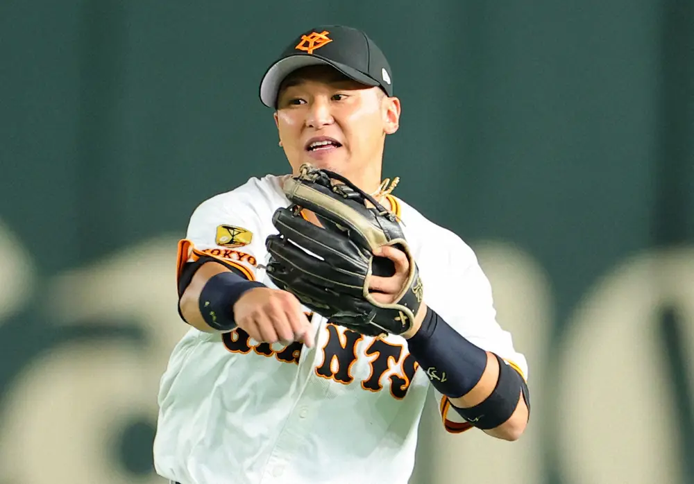 【画像・写真】巨人・吉川　3軍戦試合前に三塁練習　会田3軍監督「いろんなことを想定してやろうと」