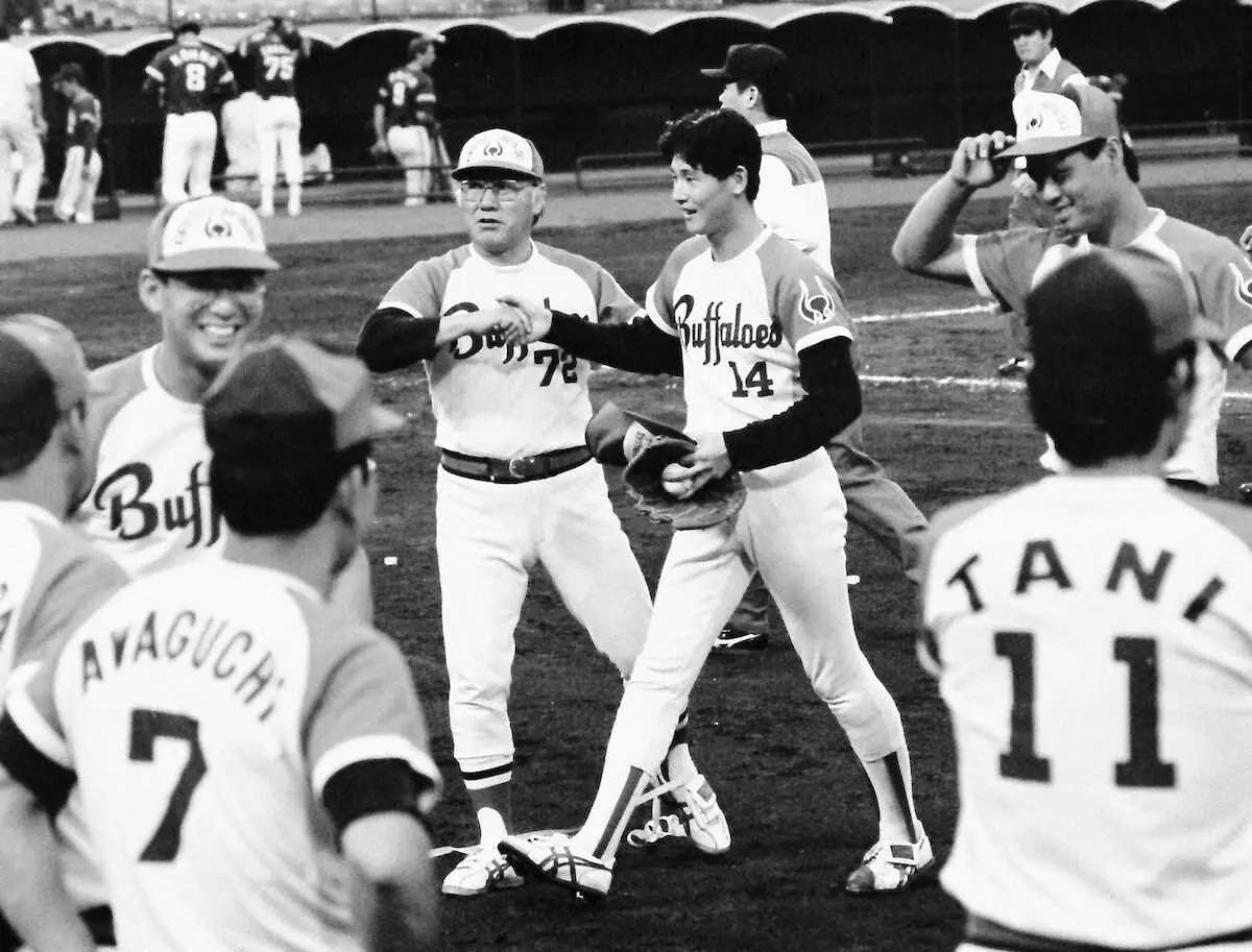 【画像・写真】岡本伊三美さん死去　近鉄元監督、南海黄金期の名二塁手　「100万ドルの内野陣」形成　95歳肺炎で