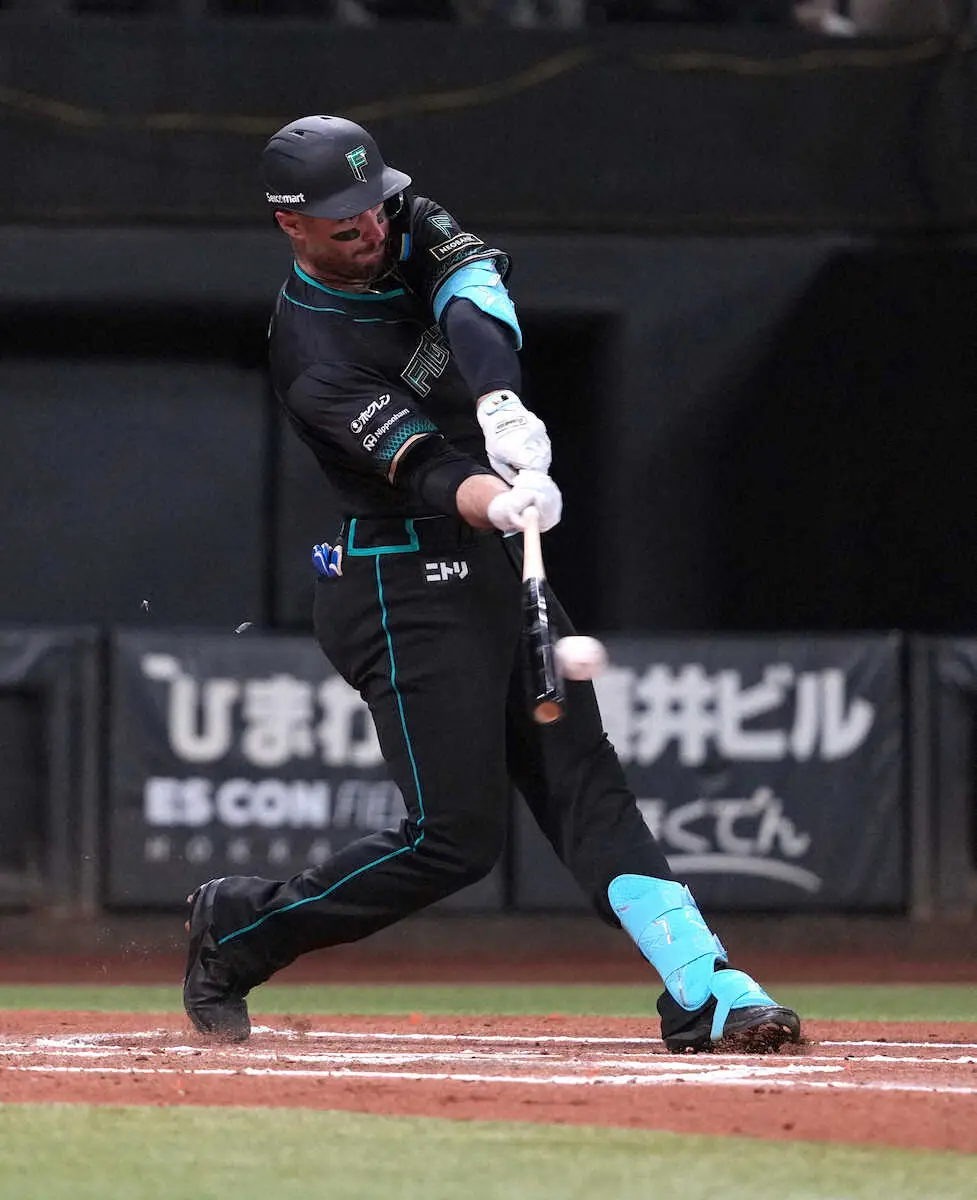 【画像・写真】日本ハム新庄監督「競争意識はもの凄く強く全員持っている」昇格即スタメンの浅間＆マルティネスが初安打