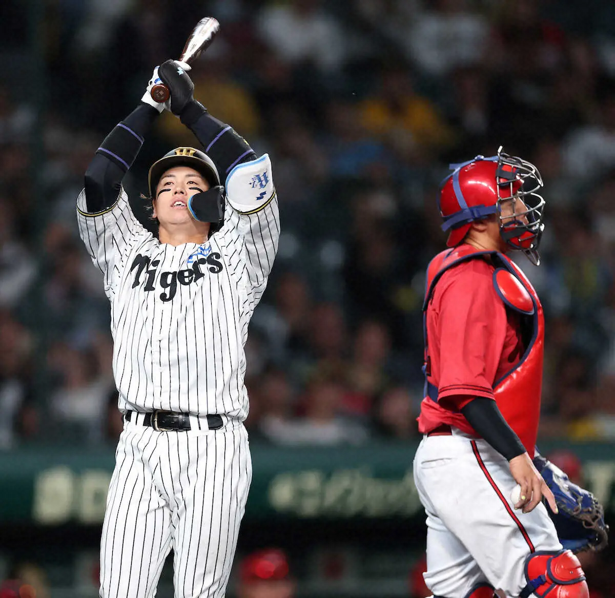 【画像・写真】阪神・梅野隆太郎が今季初出場　甲子園の大歓声に「感謝しかない」　プロ13年目の初陣「再出発かな」
