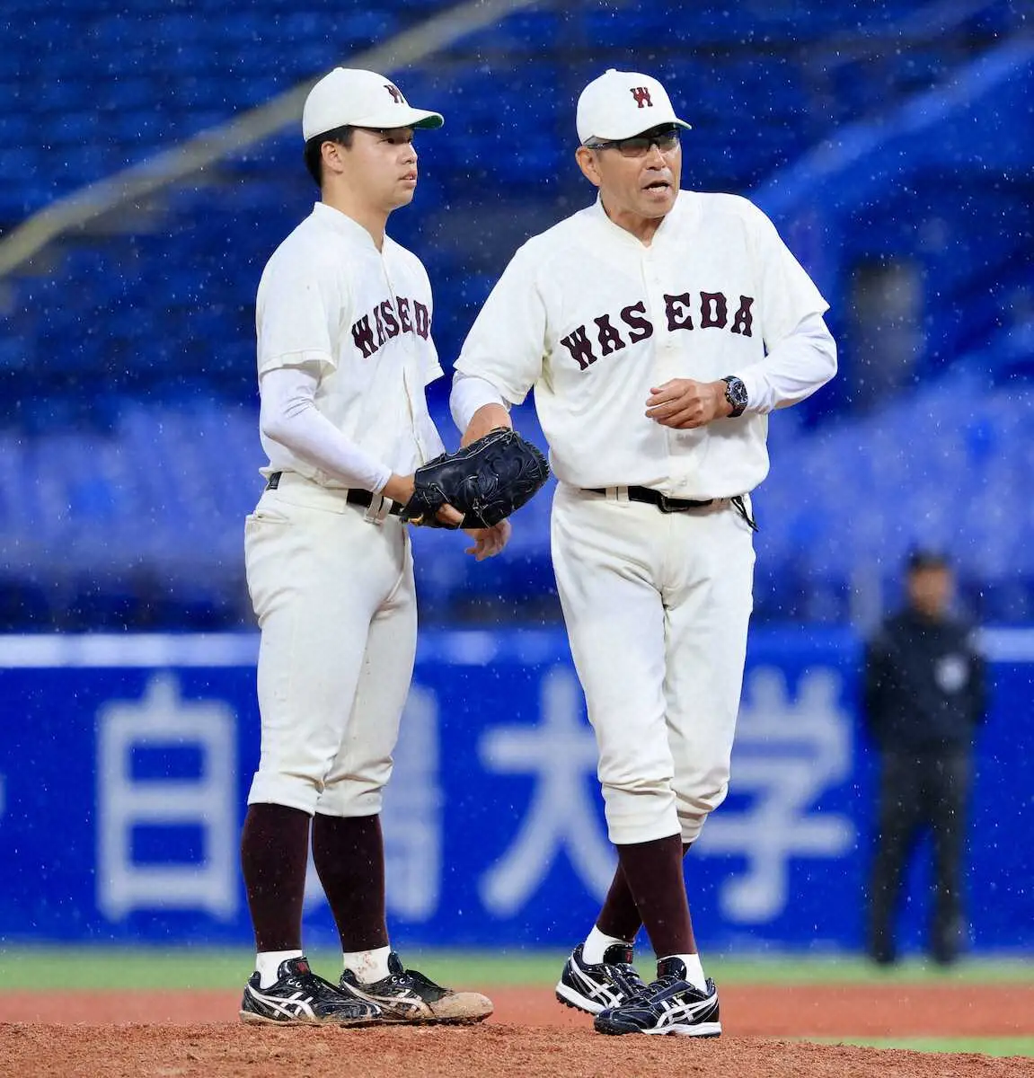 【画像・写真】早大の先発・宮城は3回1/3を6失点…それでも小宮山悟監督が「よく投げた」と言った理由