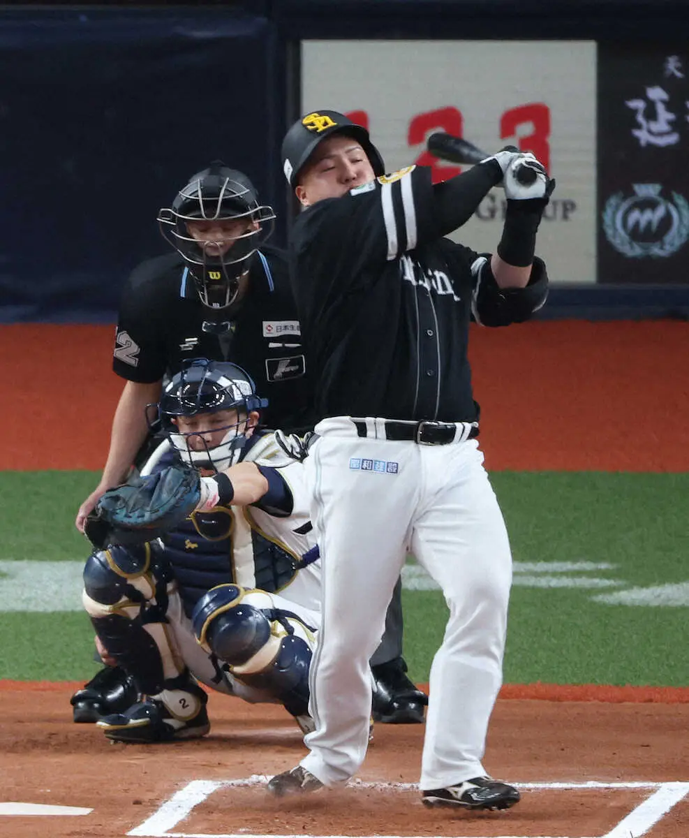 【画像・写真】ソフトバンク・山川穂高　不振深刻26打席連続ノーヒット　ついに移籍後最長に