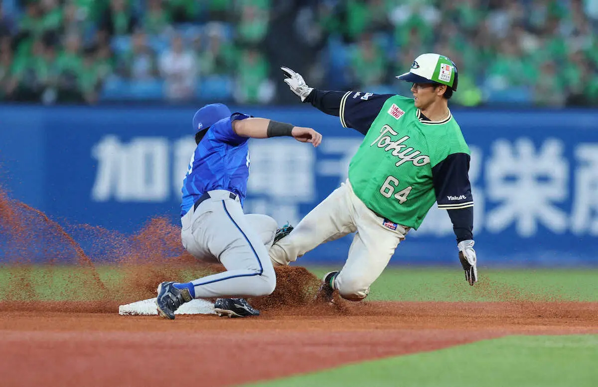 【画像・写真】ヤクルト池山監督「昭和40年会監督」通算1000勝！今季最多20安打16得点、丸山和郁がサイクル安打
