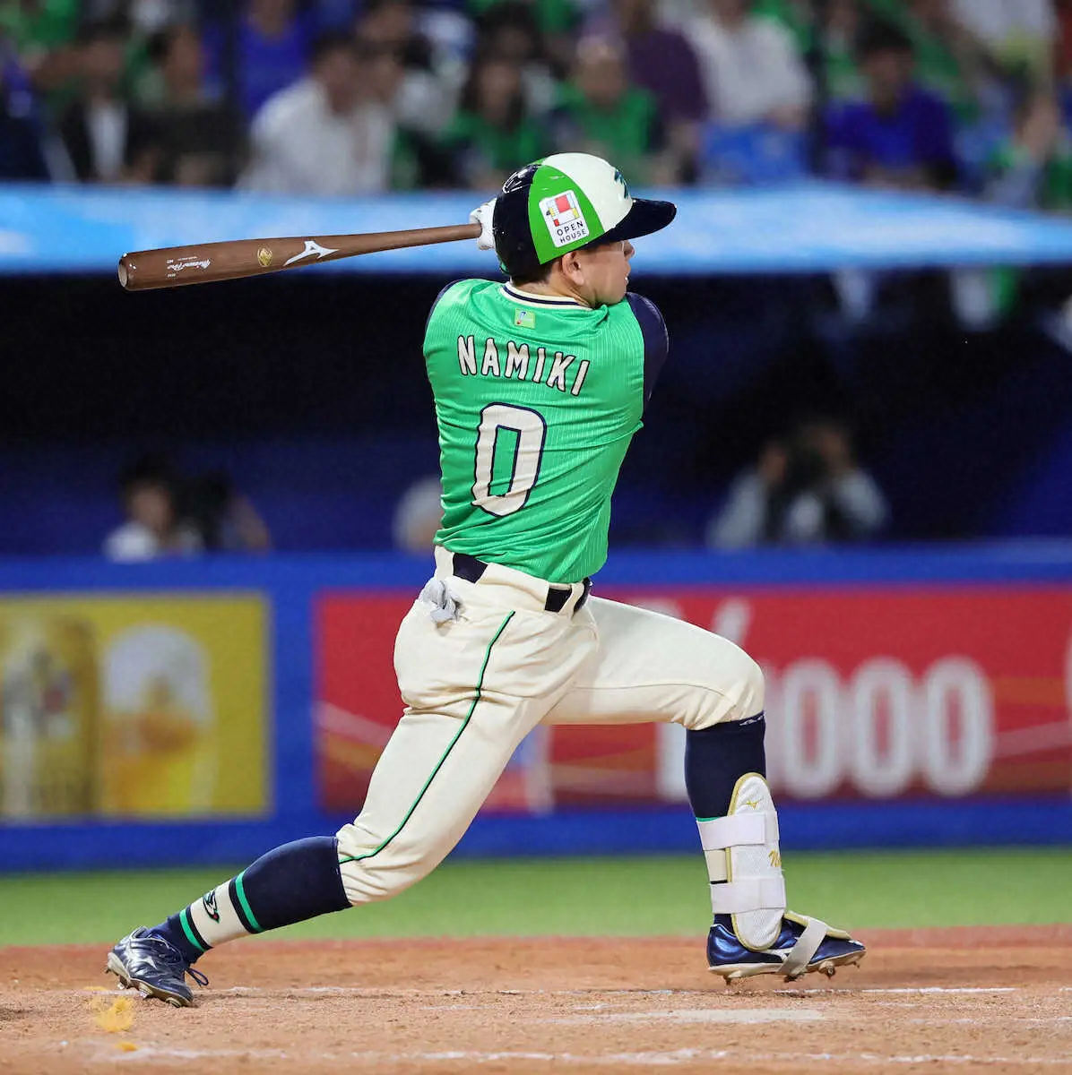 【画像・写真】＜ヤ・D＞8回、適時打を放つ並木（撮影・尾崎　有希）