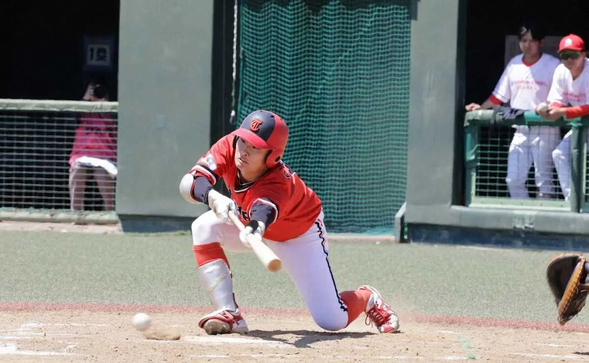 【画像・写真】東芝・天野幹太郎　同点の9回に勝ち越しの決勝スクイズ成功「何とか食らいつこうと」　JABA東北大会