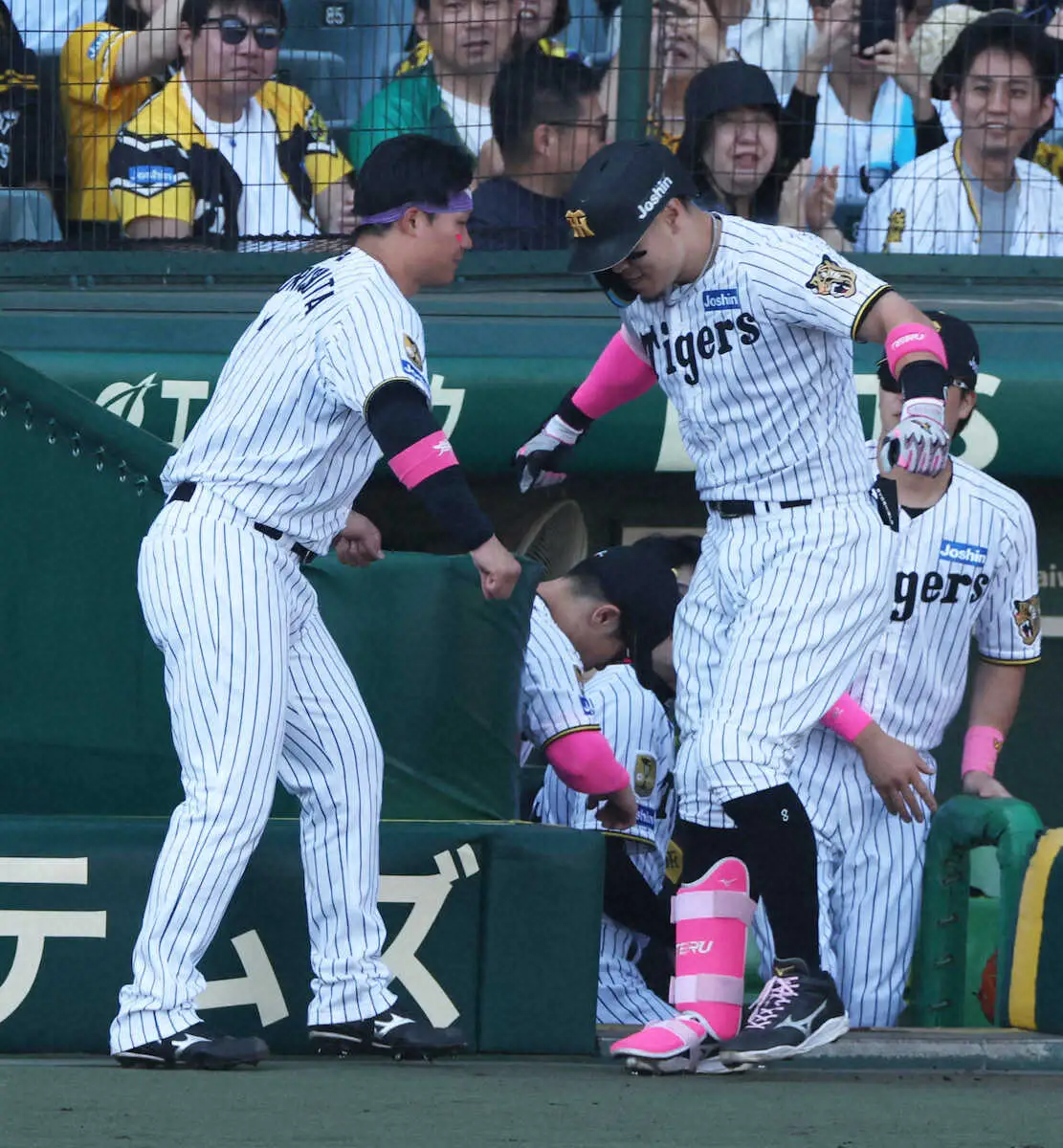 【画像・写真】阪神・佐藤輝明がリーグ最速の10号「1本ずつ積み重ねていくだけ」入団から6年連続2桁本塁打達成