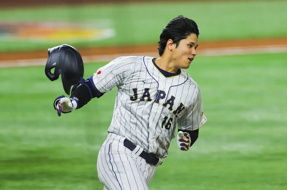 【画像・写真】大谷翔平が二塁打！23年WBC準決勝を彷彿させるヘルメット投げ捨て激走にネット反響「走塁かっけぇ！」
