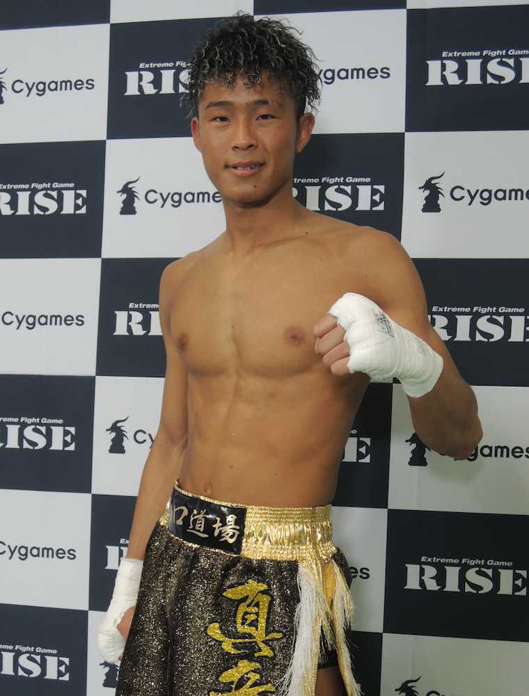 【画像・写真】鈴木真彦　強烈な左ボディー一発でダウン奪い１回ＴＫＯ勝ちで韓国の強豪沈める