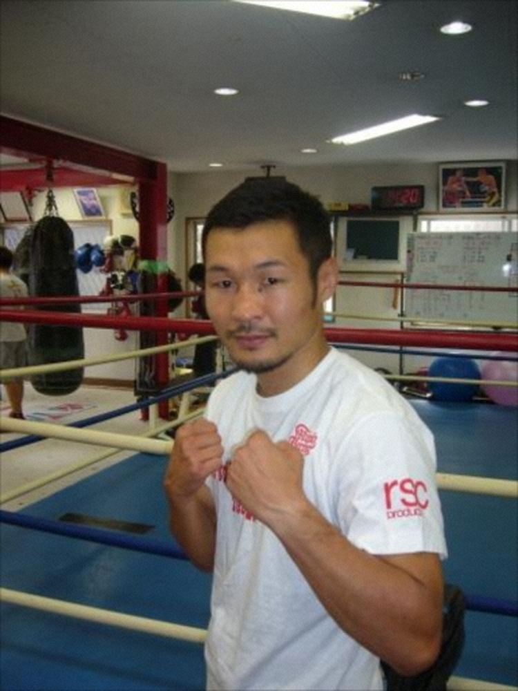 【画像・写真】史上初だ！元世界王者が大学監督に就任　近大・名城氏、新体制下で“復権”