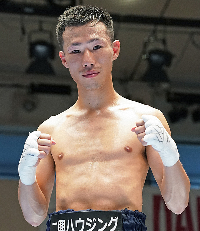 【画像・写真】船井龍一　王座獲得ならず　7回TKO負け　アンカハスは7度目防衛