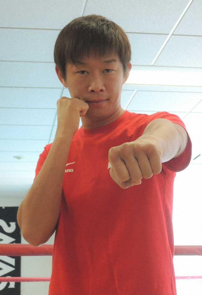 WBOアジアパシフィック・スーパーフェザー級王者への挑戦を発表した清水聡