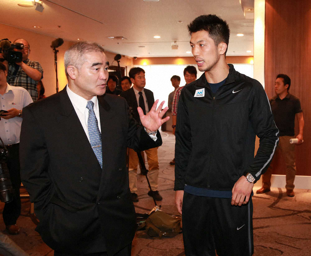 【画像・写真】【浜田剛史かく戦え】村田、序盤に打ち合って前回と違う展開に