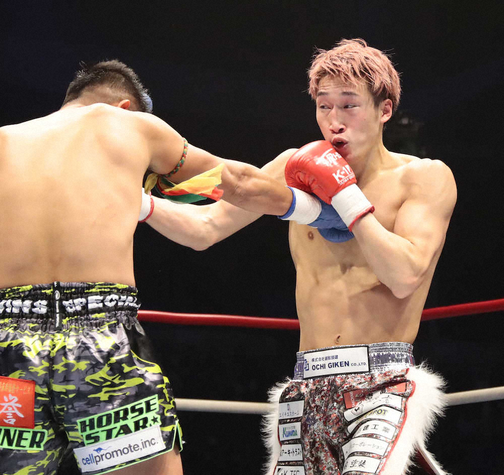 【画像・写真】安保、判定勝ちで笑顔なき初防衛「自分が思っていた結果じゃなかった」