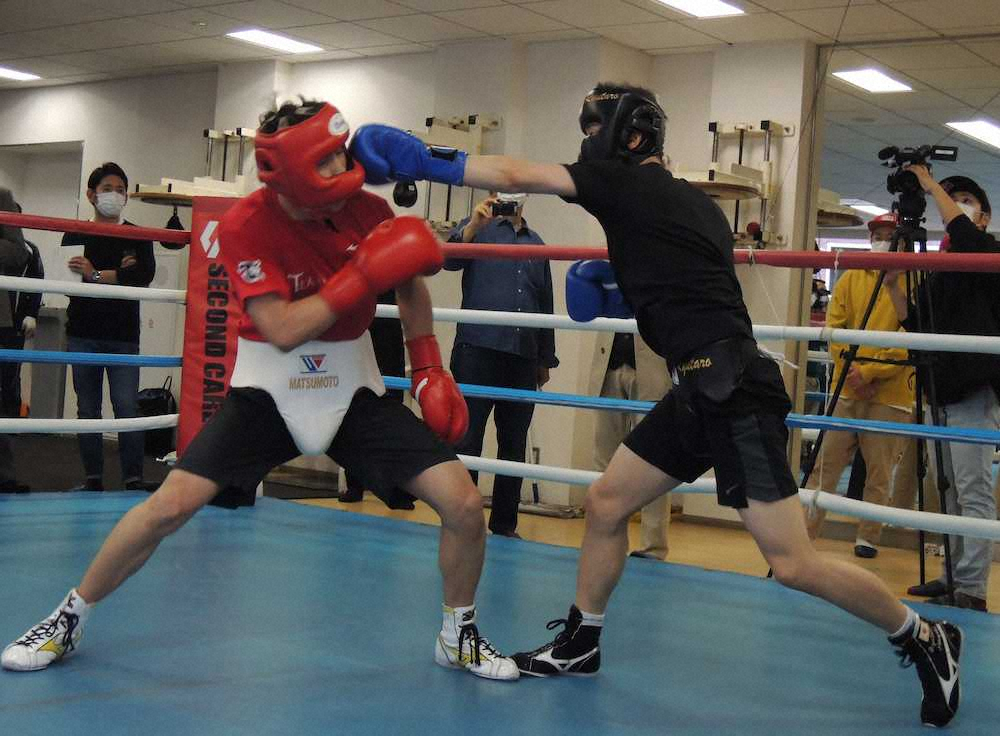 【画像・写真】アマ8冠中垣＆松本Jr.　異例の“出張プロテスト”でB級ライセンス取得