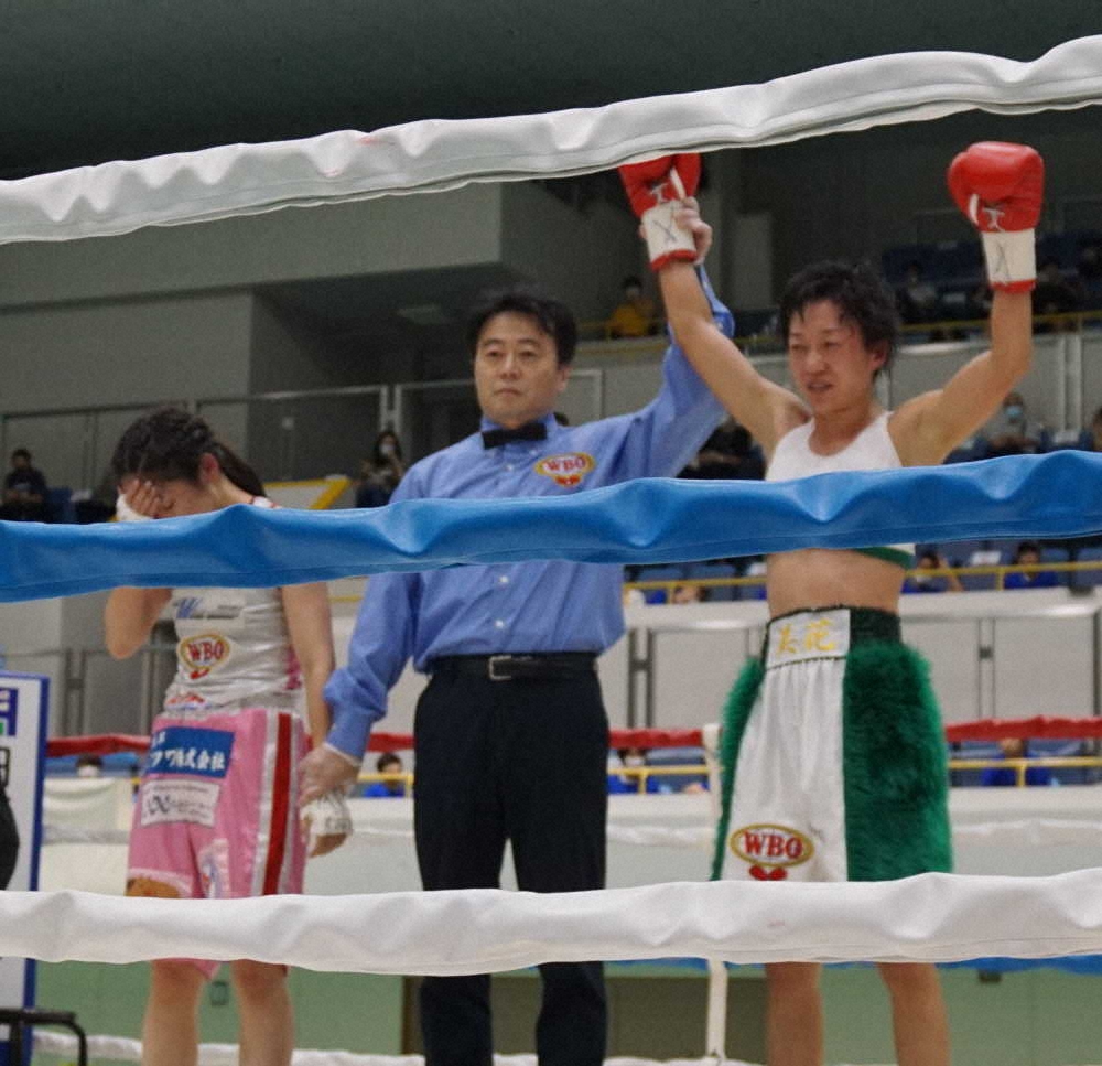 【画像・写真】コロナ禍初国内世界戦　岩川が初防衛「やりにくいタイプだった」