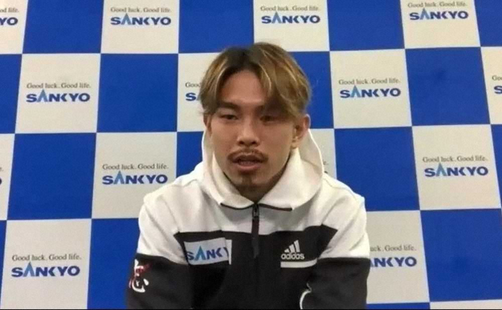 【画像・写真】井岡一翔がリモート公開練習　田中恒成討ちに自信「僕と彼ではモノが違う」