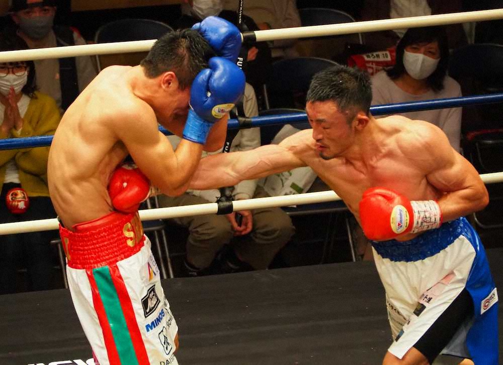 【画像・写真】小原佳太“パパ1勝”だ初防衛！昨年3月誕生、愛娘が「力をくれました」　僅差の3―0判定