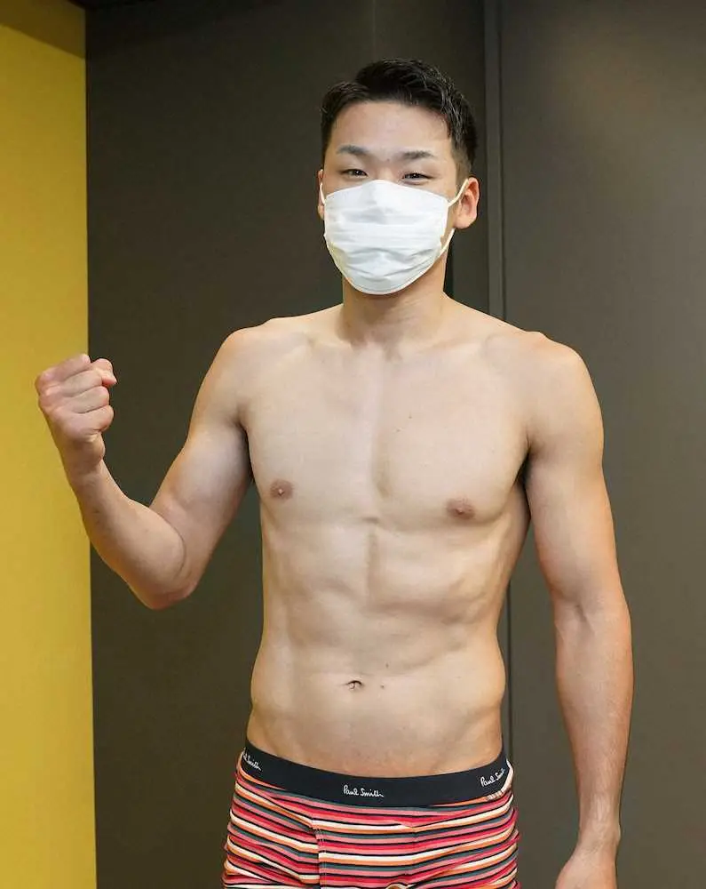 【画像・写真】竹迫司登「ボクシングの日」に1年4カ月ぶりリング「派手な試合を」