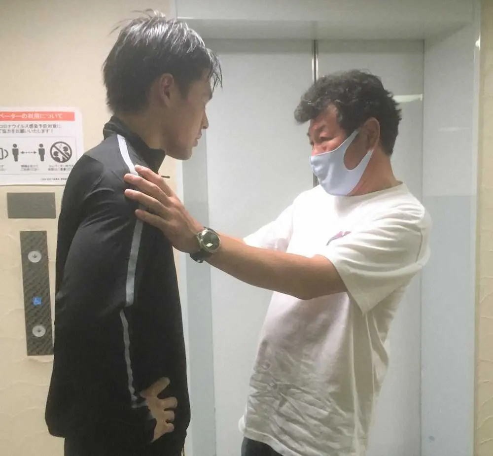 【画像・写真】赤井英和の長男・英五郎、プロ初陣で1回TKO惨敗「やりたいことがやれず、一瞬で終わってしまった」