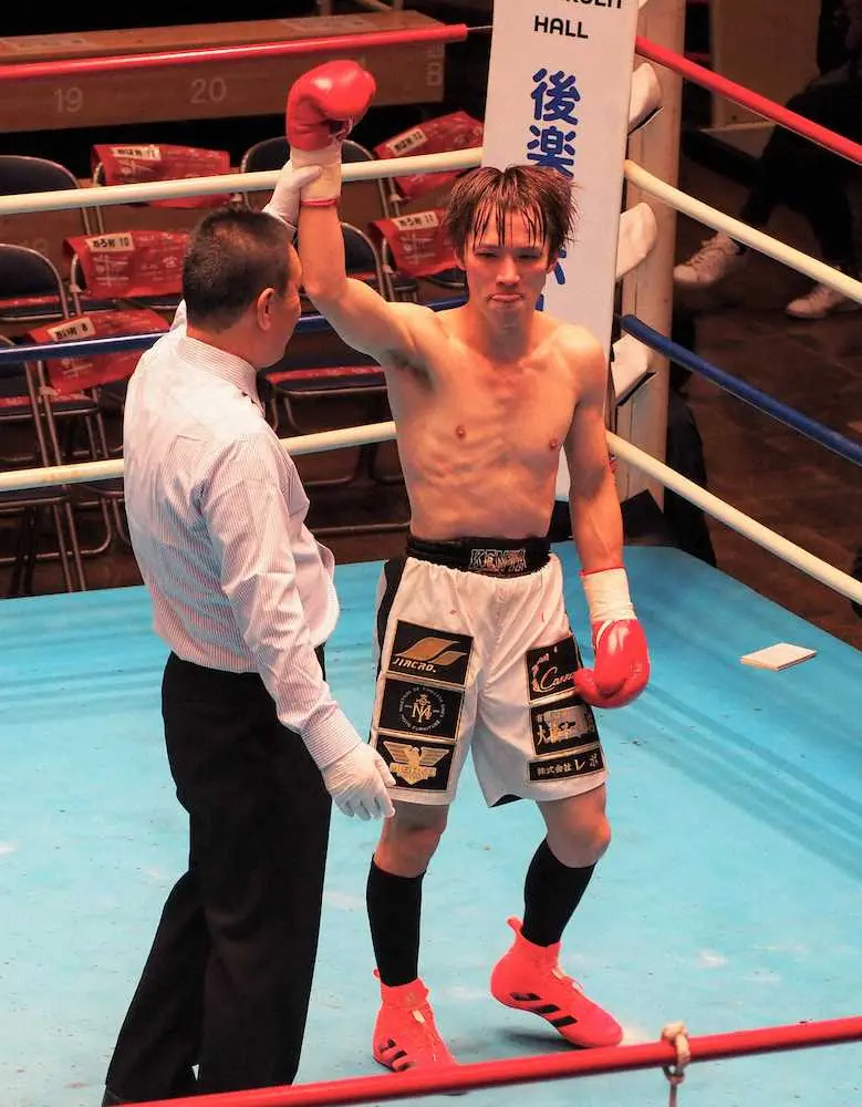 【画像・写真】前日本王者・中川健太が再起戦で判定勝ち　ランカー対決制し、タイトル戦線へ再浮上