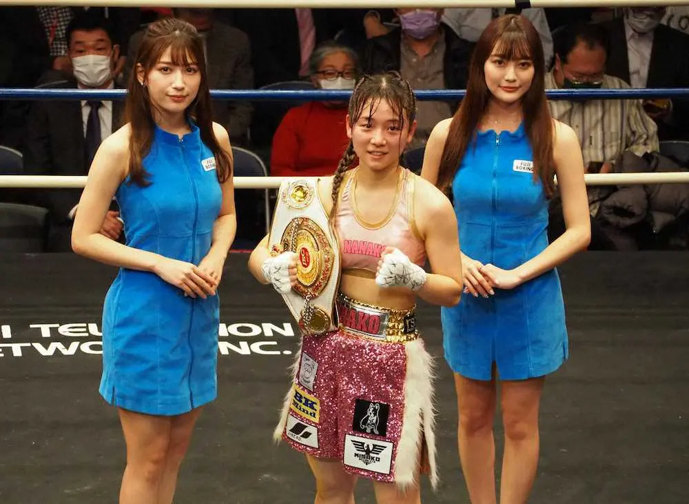 【画像・写真】女子大生ボクサー鈴木なな子、瀬川紗代に判定勝ちで日本王座獲得