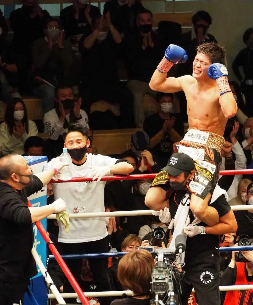 日本ライトフライ級王者　実戦使用品　ボクシングシューズ　２５センチ