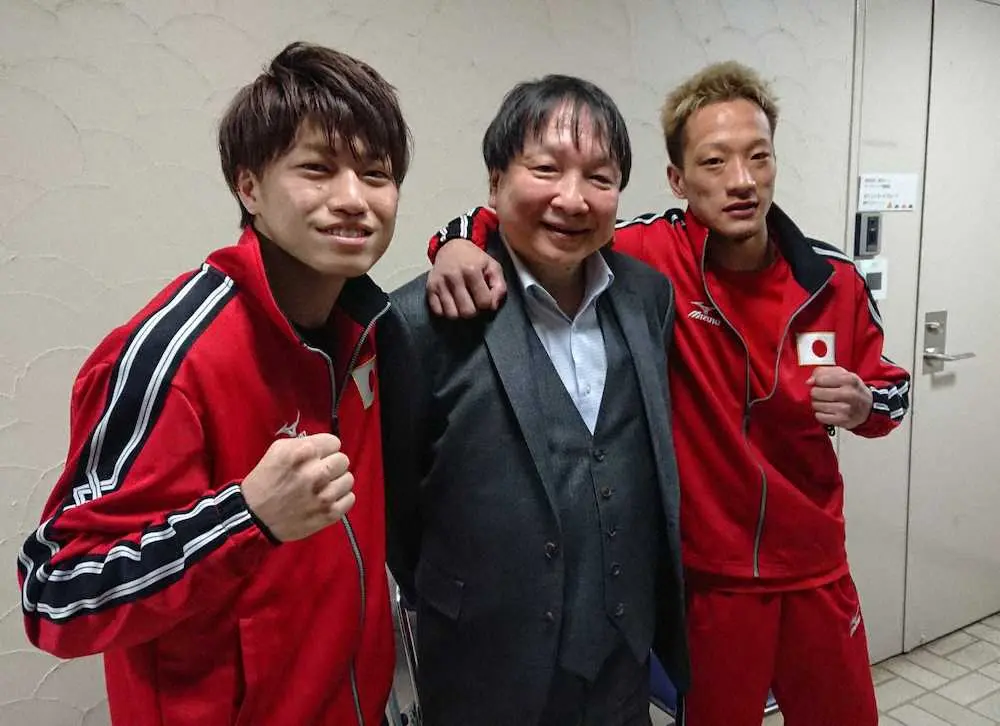 【画像・写真】中嶋一輝、再起戦で1回KO勝ち！セミの桑原とダブル初回KO勝利も大橋会長「もう少し長く…」