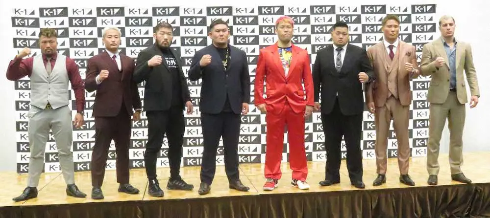 K－1無差別級トーナメントに出場する（左から）ANIMAL☆KOJI、谷川聖哉、石井慧、実方宏介、京太郎、坂本英則、K－Jee、マハムード・サッタリ