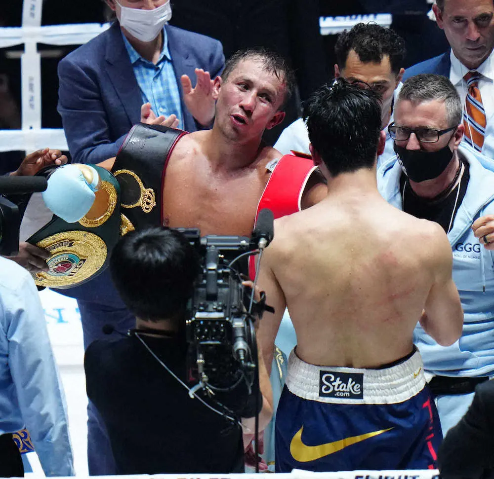 【画像・写真】ゴロフキン、村田との2ショット写真投稿「Arigato」試合後に控室訪れる