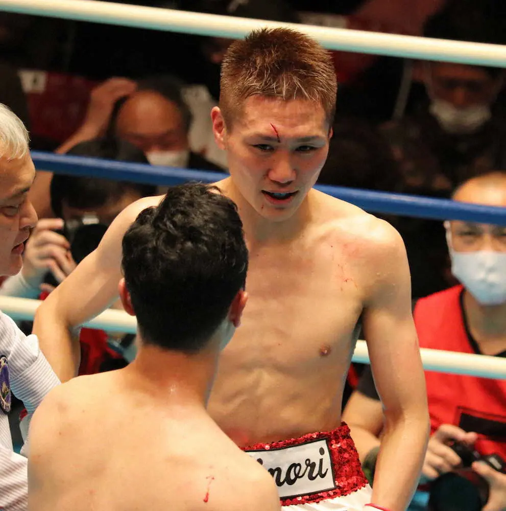 【画像・写真】元世界王者・小国は3年ぶり復帰戦が負傷引き分けも手応え「また頑張りまーす」