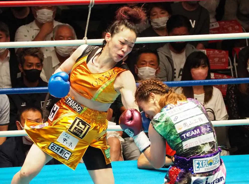 【画像・写真】小沢瑶生が3度目の世界挑戦で戴冠！出産経て3年ぶり復帰「チャンピオンになるために戻ってきた」