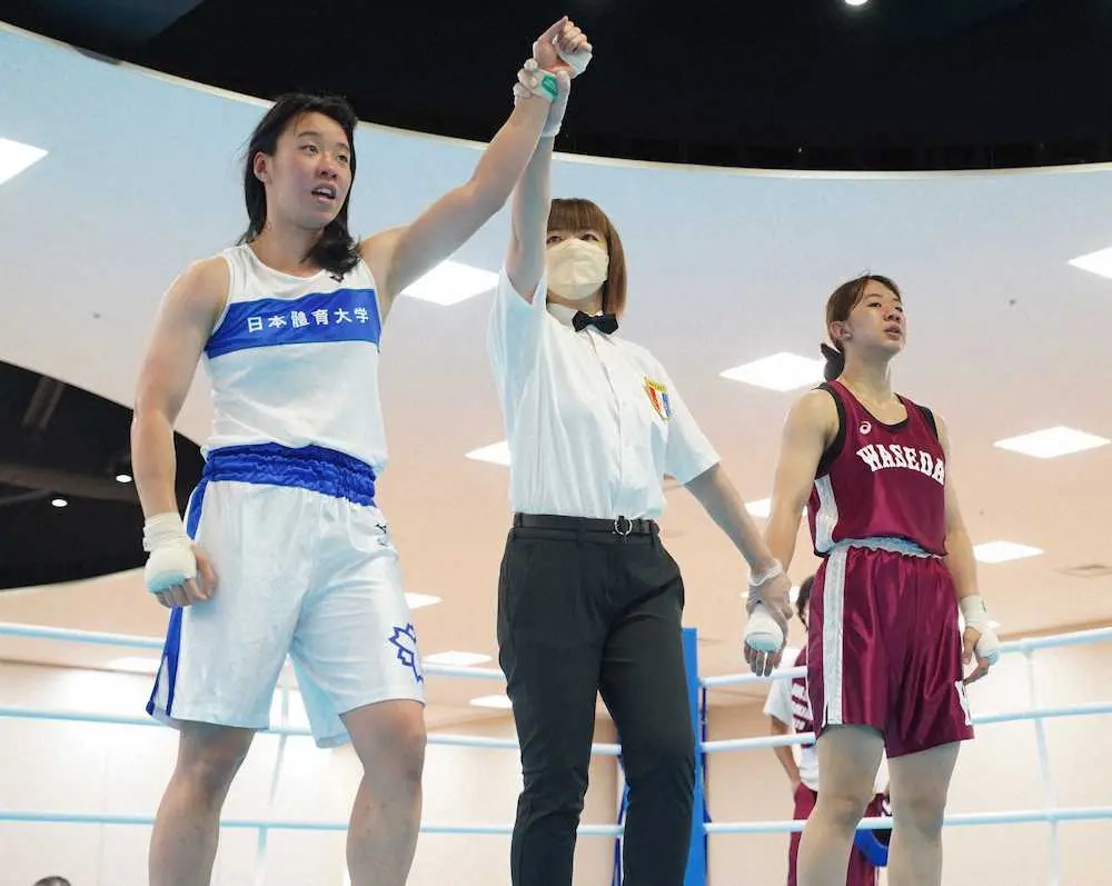 【画像・写真】入江聖奈、2階級上でも貫禄勝ち　日体大3連覇に貢献「うれしい」