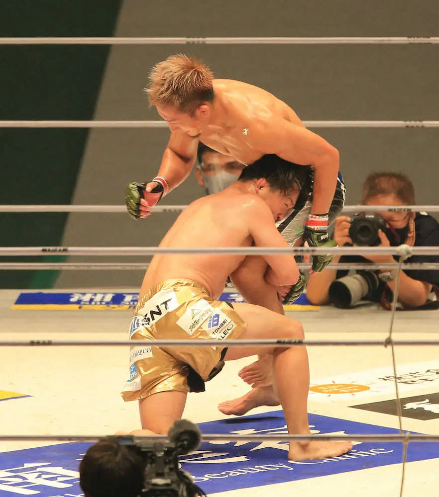 【画像・写真】太田忍「ペース持っていかれた」レスリング技通じず完敗　勝った元谷友貴は次戦の相手に朝倉海を要求