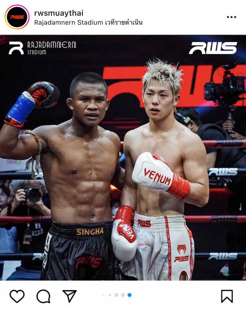 【画像・写真】ラジャダムナン・ワールド・シリーズの公式インスタグラムから(@rwsmuaythai)。エキシビション後のブアカーオ（左）と三浦孝太