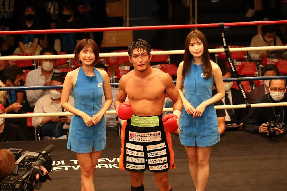 【画像・写真】仲里周磨が日本ライト級王座への挑戦権を獲得　右ストレートさえて2―0判定勝ち