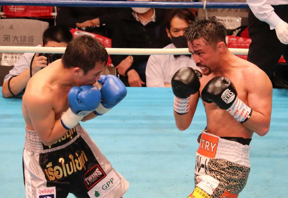 【画像・写真】再起2戦目の比嘉は3―0判定勝ち　「KO祭」でも前回の反省生かしてディフェンス意識