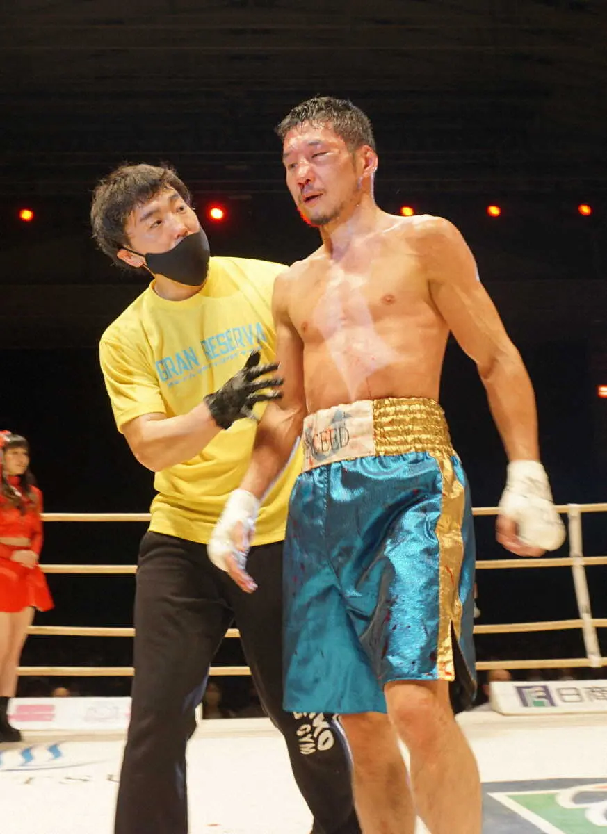 【画像・写真】プロ60戦の堀川謙一「今回の負けはとてつもなく重い」　東洋太平洋Lフライ級王座決定戦で7回TKO負け