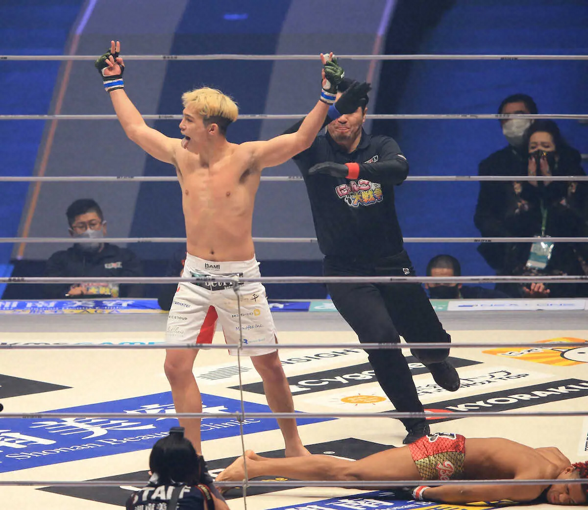 【画像・写真】衝撃の秒殺KO、RIZIN2連勝の宇佐美がライト級戦線に名乗り