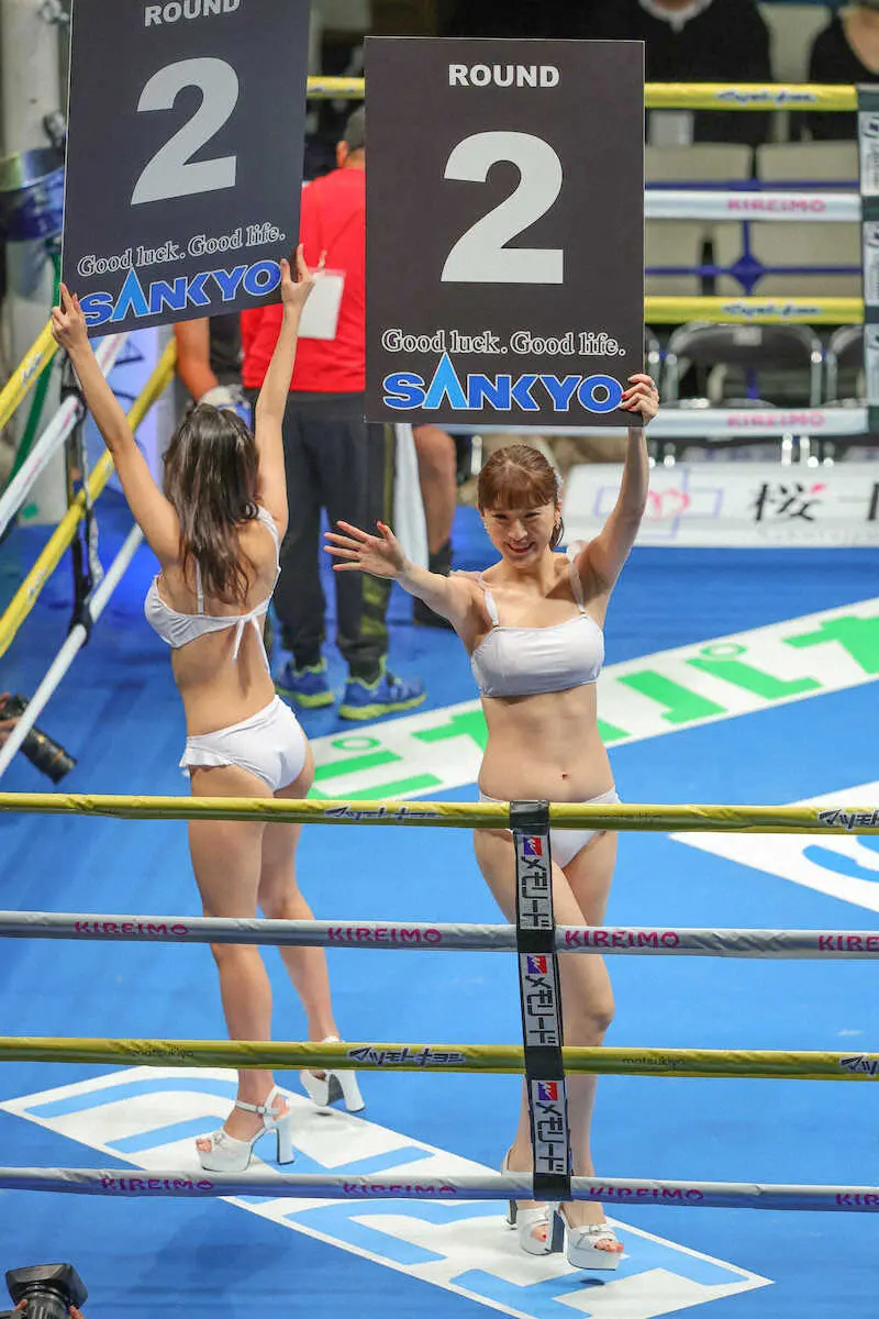 【画像・写真】今回は清楚系の白ビキニ　井岡一翔VSフランコのラウンドガール倭早希「安心して着られる」