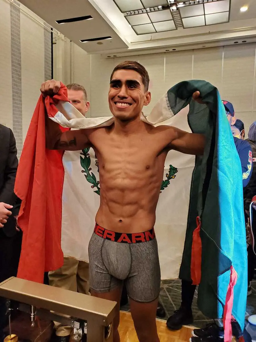 【画像・写真】谷口将隆V2＆重岡銀次朗世界王座奪取へ、ダブル世界戦4選手とも前日計量一発クリア