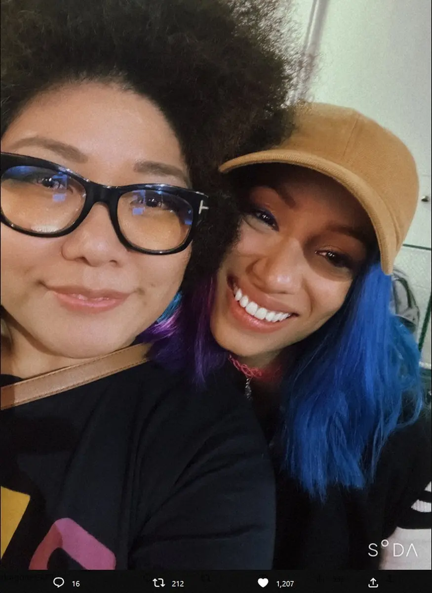 【画像・写真】木村響子さんのツイッター（@kimurarock）から。（左から）木村響子さんとメルセデス・モネの2ショット