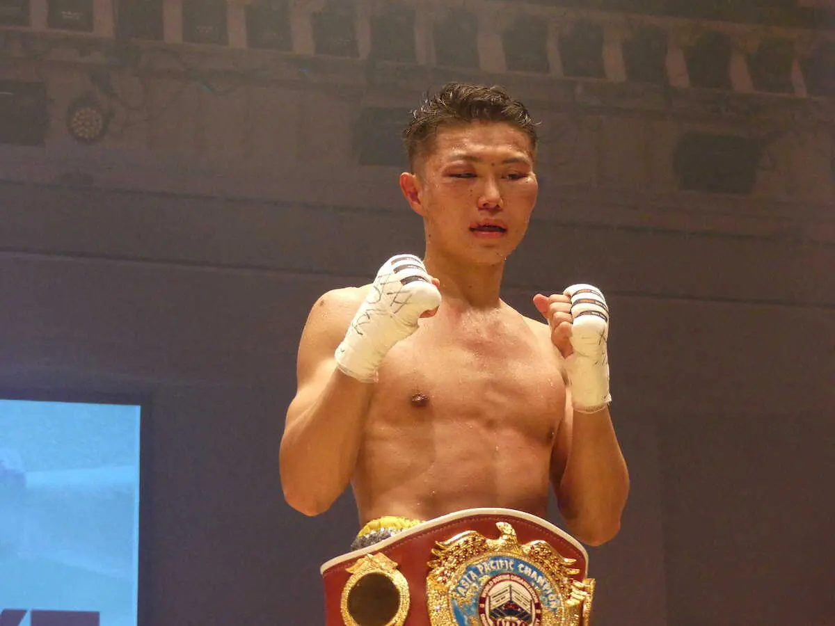 【画像・写真】保田克也が涙、涙のWBOAP新王者！　12戦目での初タイトルに「めちゃくちゃうれしい」