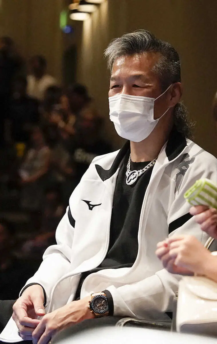 【画像・写真】辰吉丈一郎次男・寿以輝　復帰戦TKO勝ち　ジョー「ええんちゃうの？」