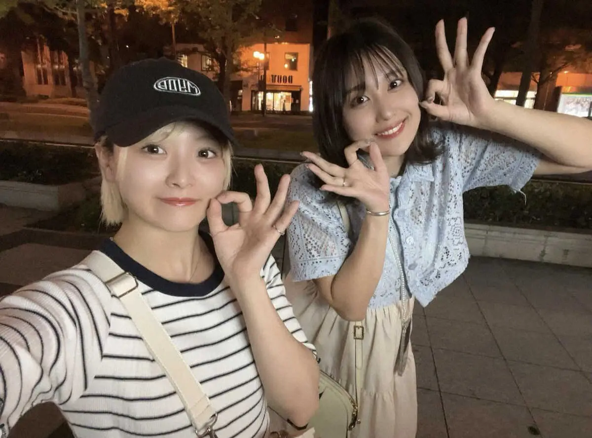 【画像・写真】人気女子レスラー　「会ったら元気になりすぎて…」今年引退したレスラーと2S！「元気そうで嬉しい」の声