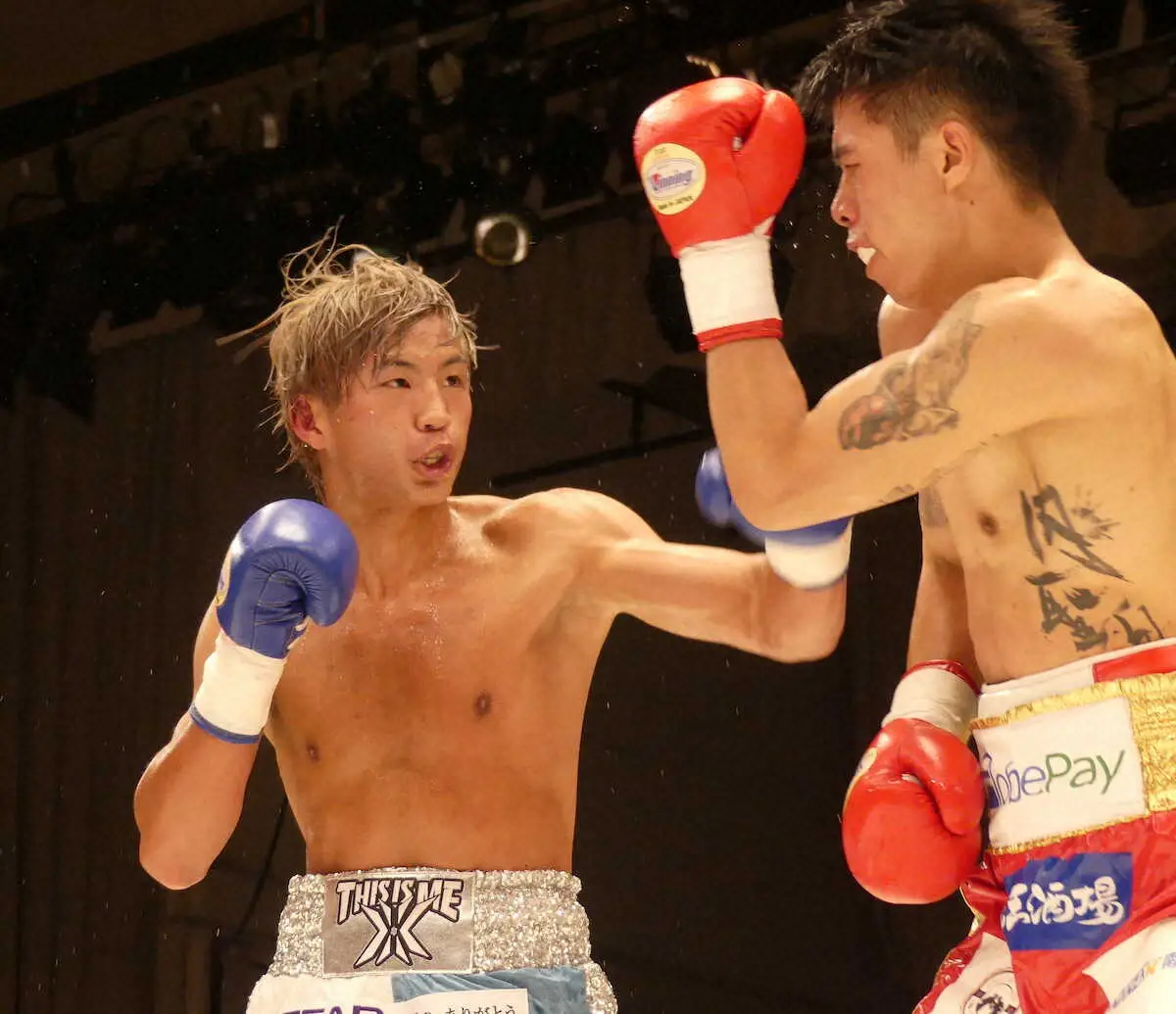 【画像・写真】ボクシング金子虎旦　初のメインで6回1分6秒TKO勝利　デビュー4連勝