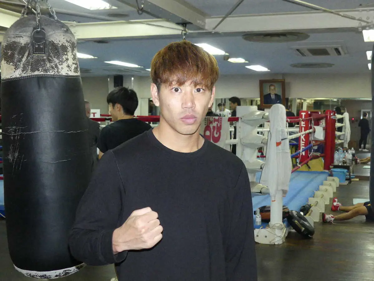 【画像・写真】デビュー5連勝中の村田昴　1年2カ月ぶり国内戦は「打たせずに打つ」粟生トレーナーと“新境地”