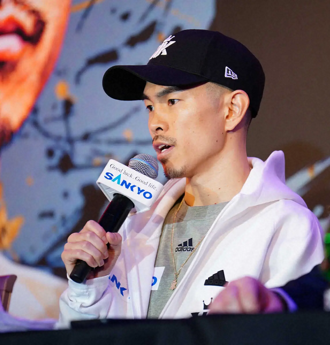 【画像・写真】井岡“アピール”　来年VSエストラダ　統一戦実現前に「いい勝ち方で」23年締める