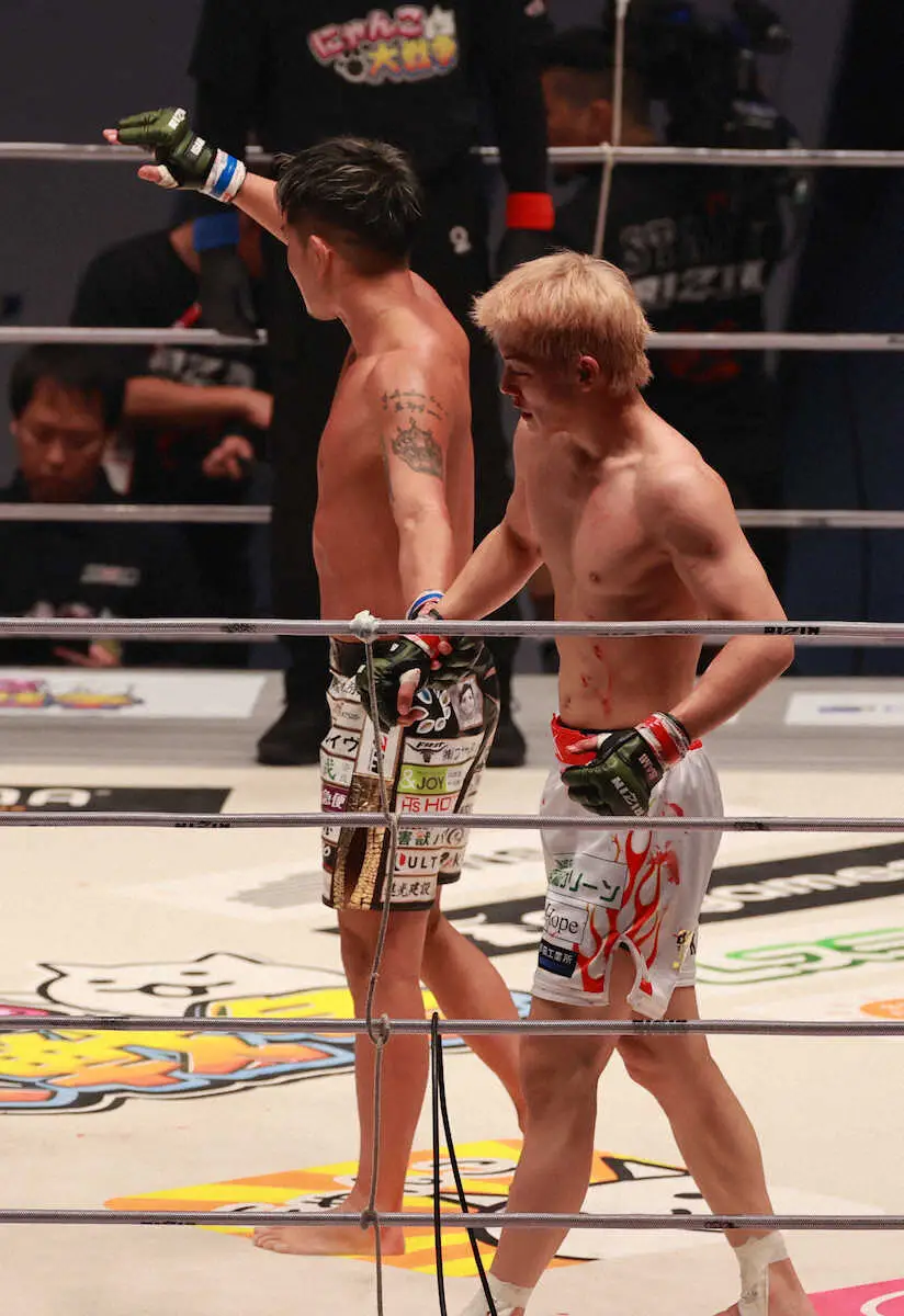 【画像・写真】【RIZIN】皇治　MMAデビュー戦白星！“カズジュニア”三浦孝太にTKO勝利「リスペクトしてます」