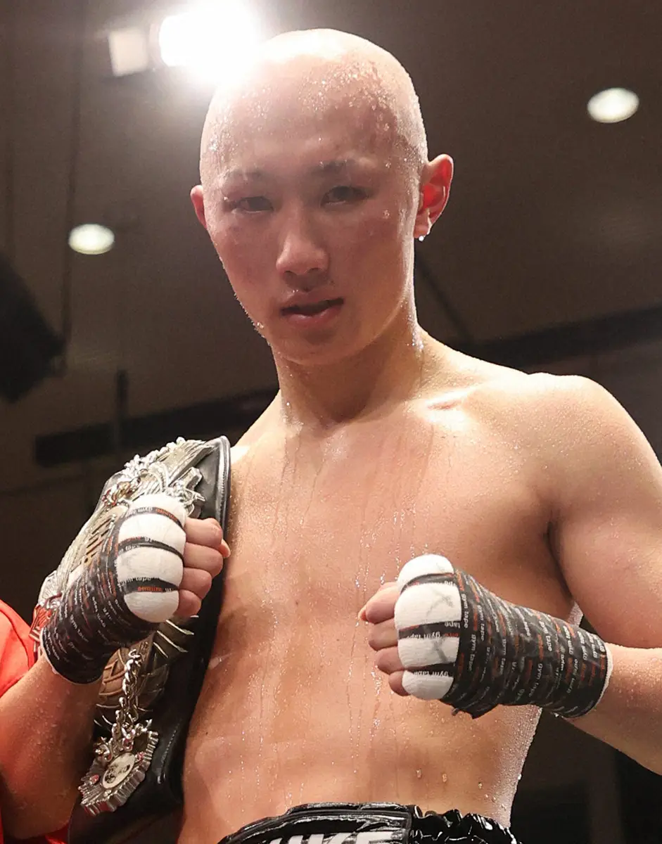 【画像・写真】「ミラ☆モン」日本フェザー級王者・松本圭佑が結婚発表「夢のために2人（3匹）と頑張っていきたい」