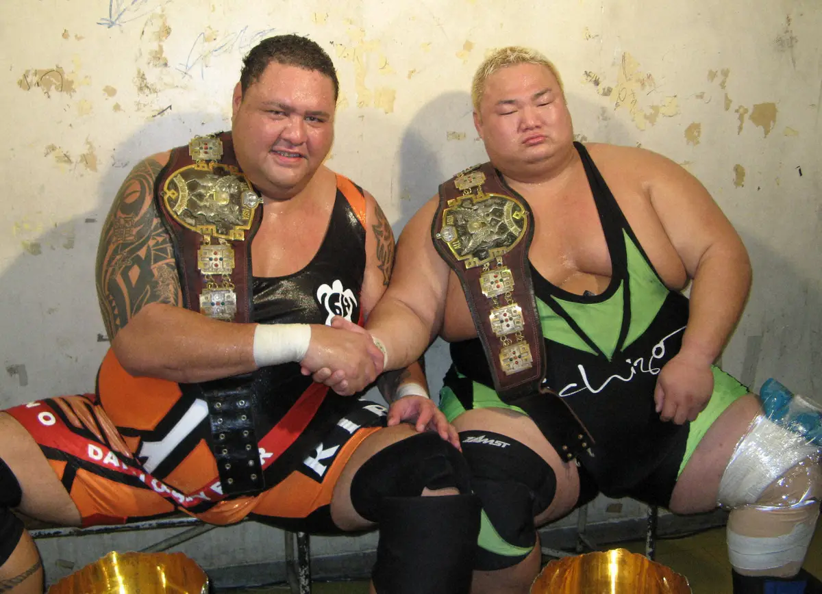 【画像・写真】曙さんプロレス初戴冠のパートナー「寂しい」　浜亮太、訃報に沈痛…思い出写真に涙の絵文字